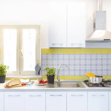 Profumo Di Mare - Sea Front Terrace Apartment Marina Grande, Sorrento アパート ソレント