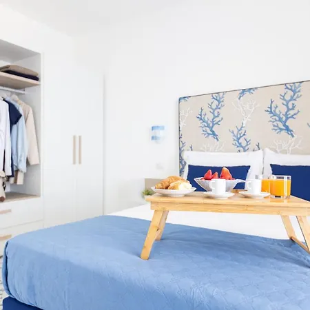 Profumo Di Mare - Sea Front Terrace Marina Grande, Apartamento