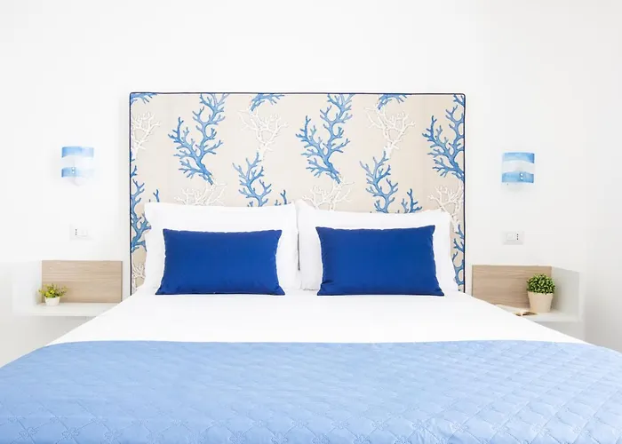 Апартаменти Profumo Di Mare - Sea Front Terrace Marina Grande, Сорренто