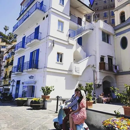 Profumo Di Mare - Sea Front Terrace Apartment Marina Grande, Sorrento Lägenhet *