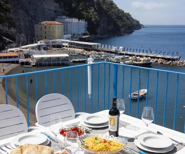 Profumo Di Mare - Sea Front Terrace Marina Grande, Apartament *